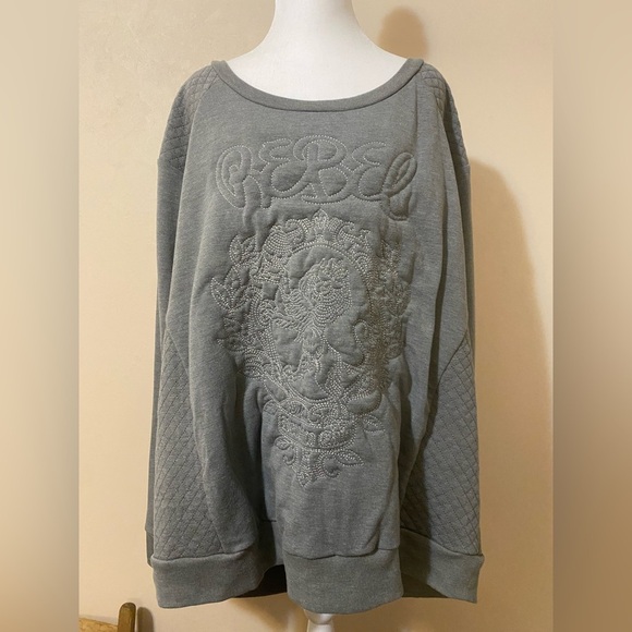 Rebel Wilson For Torrid Quilted Sweatshirt Gray women’s size 3X - Picture 3 of 10